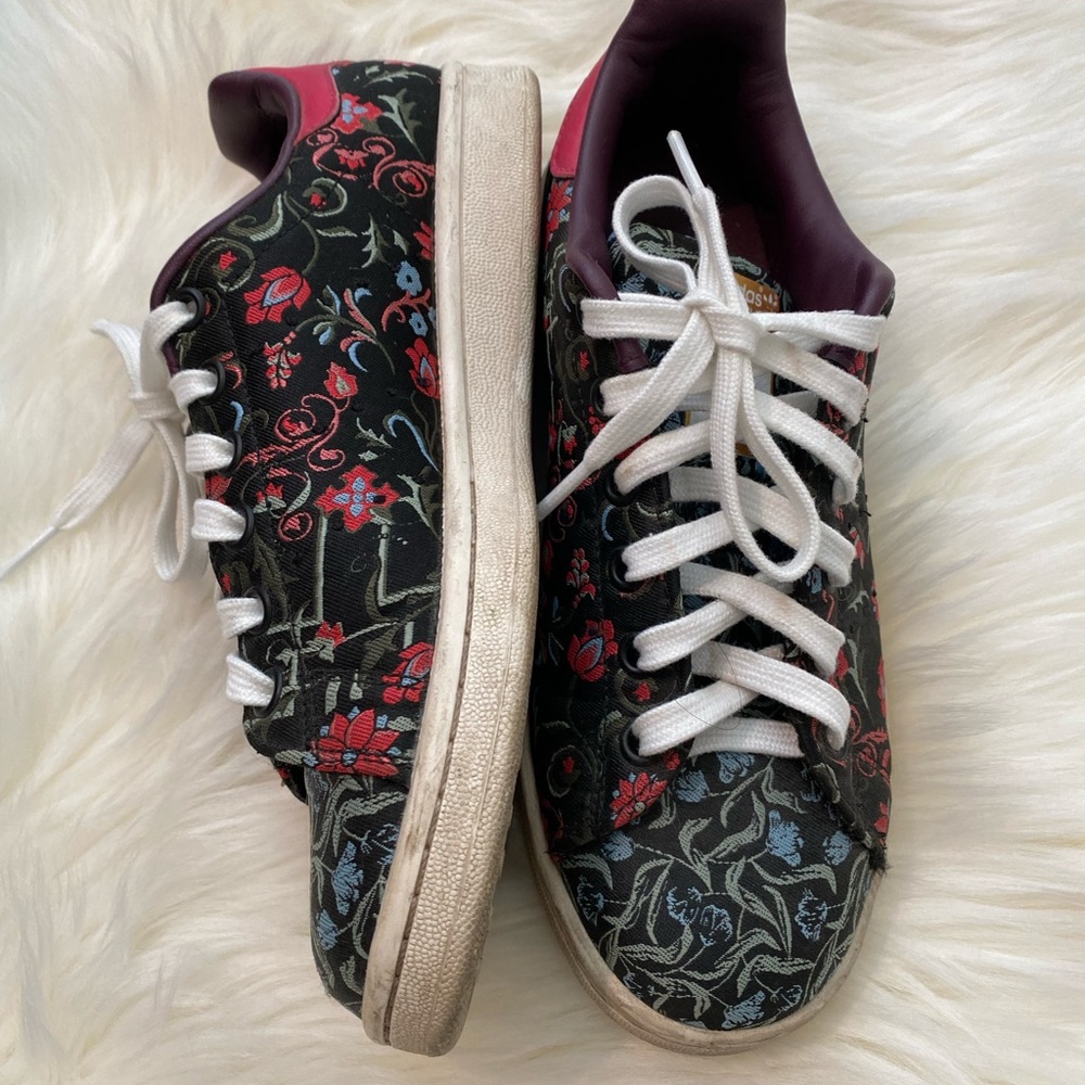 Adidas Stan Smith printed sneakers size 5.5